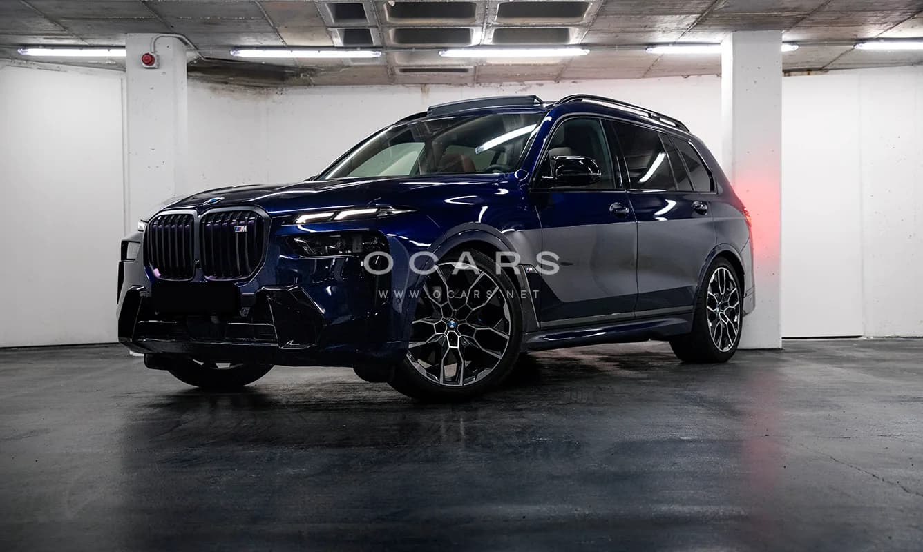 BMW X7 M60i