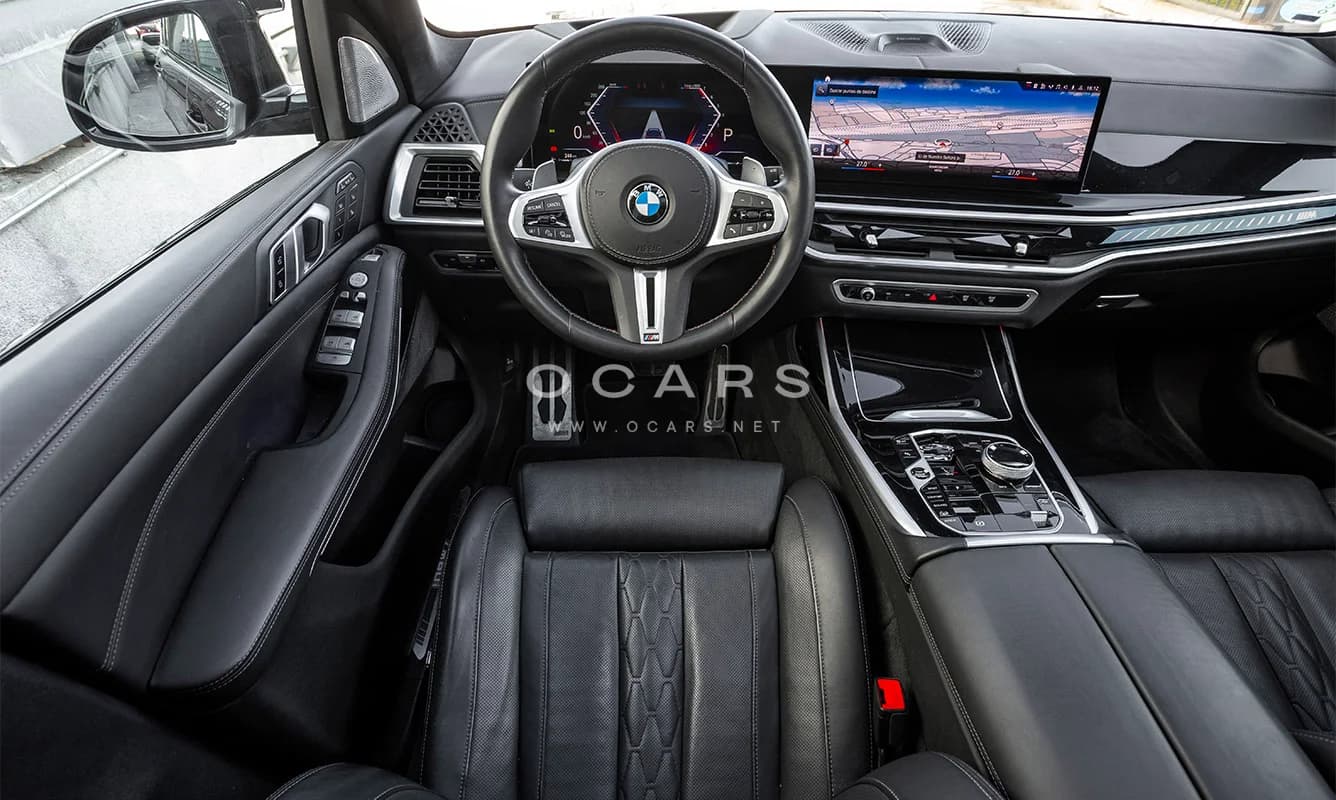 BMW X7 M60i