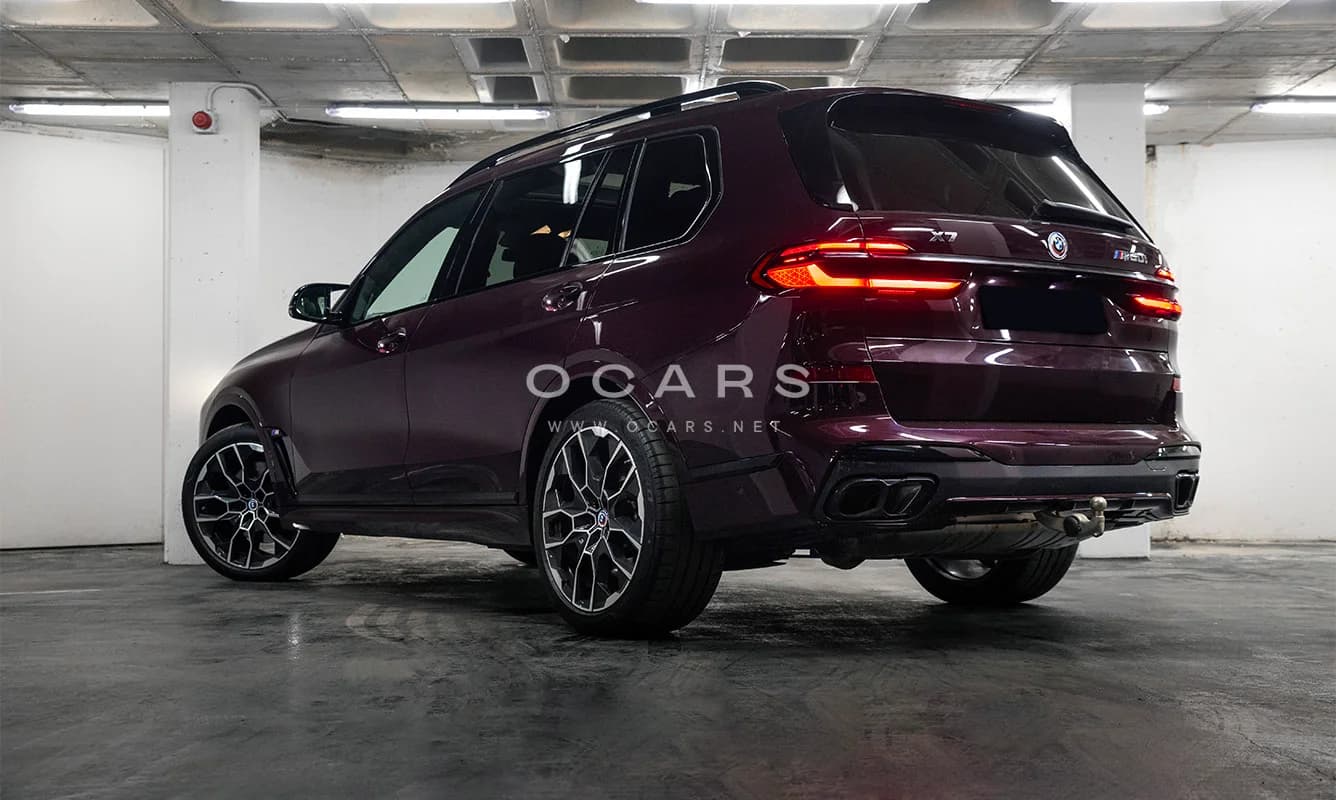 BMW X7 M60i