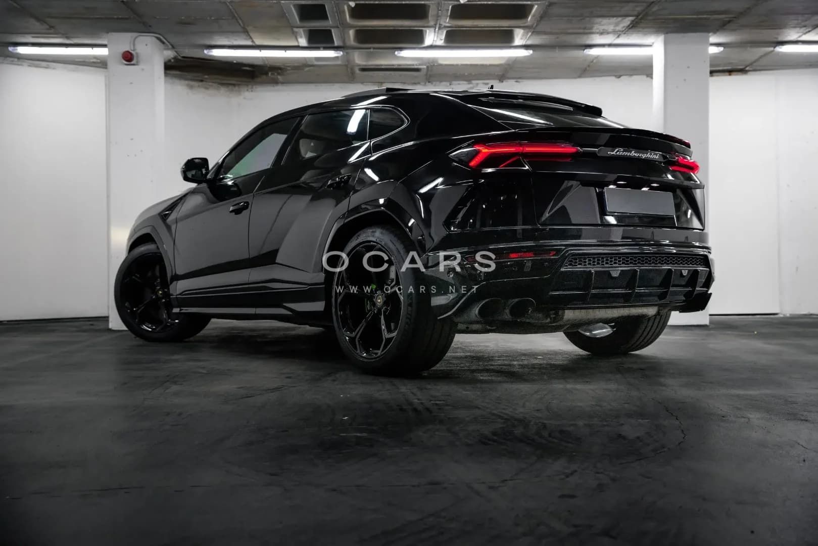 Lamborghini Urus 3