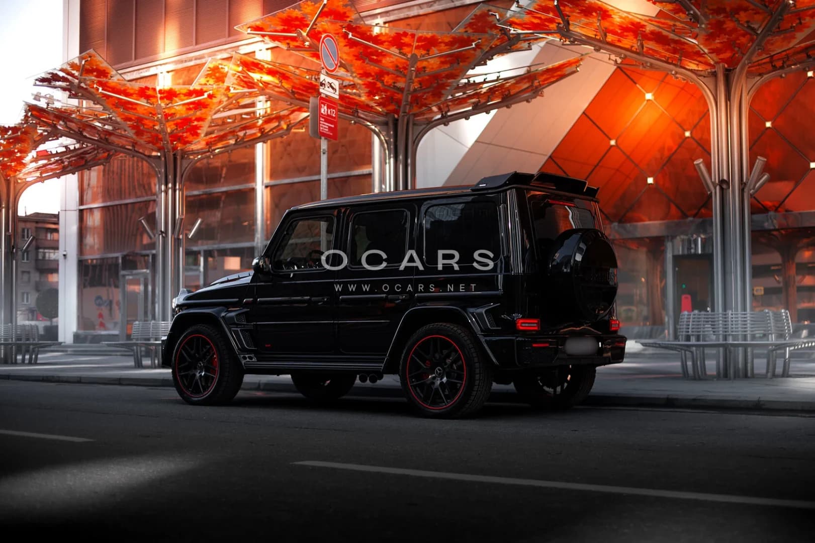 Mercedes-Benz G700 Brabus 2