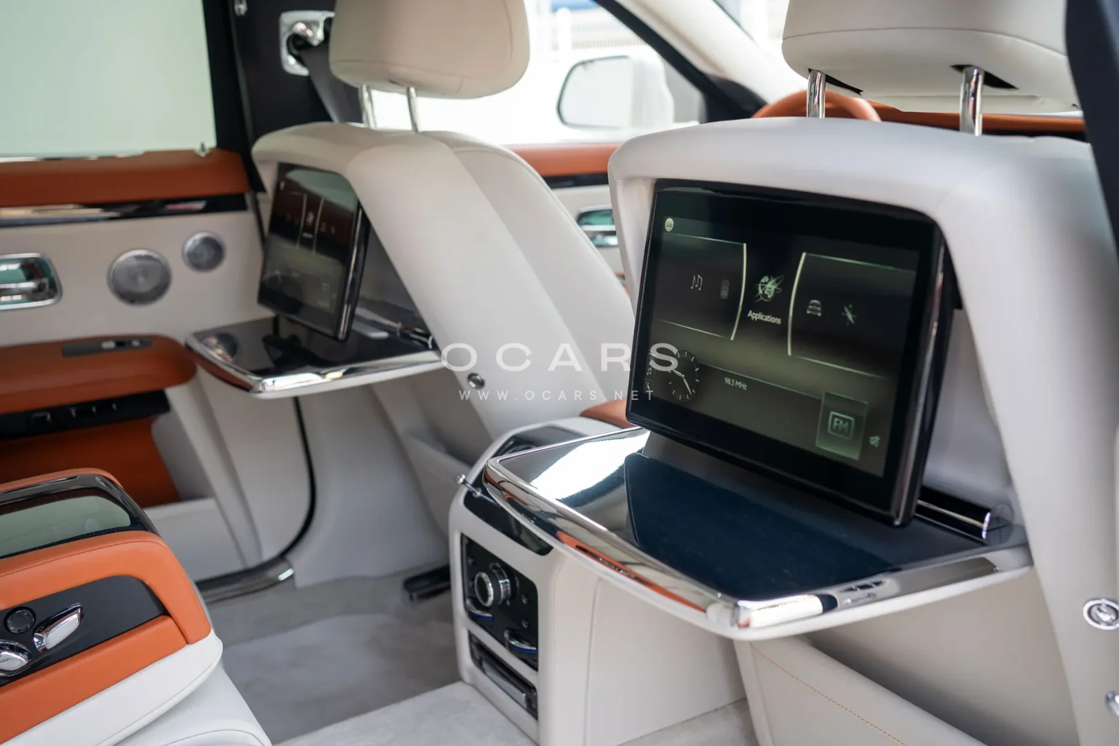 Rolls-Royce Ghost Amber Roads 4